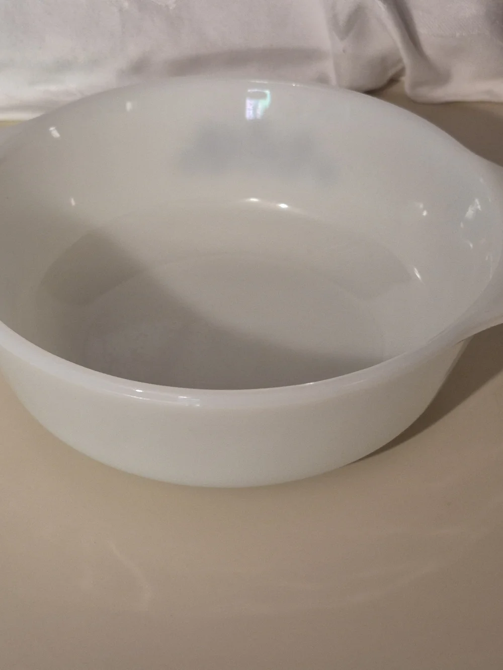 Vintage Anchor Hocking 437 1.5 Qt Milk Glass Blue Cornflower Casserole Dish